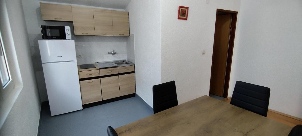 Apartments Andela Starigrad Paklenica Quarto foto