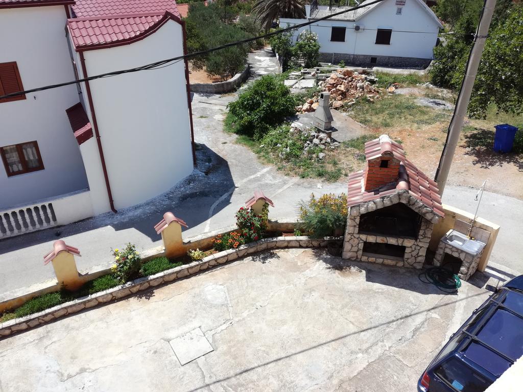 Apartments Andela Starigrad Paklenica Exterior foto